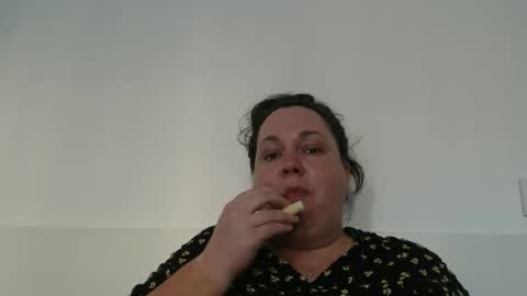 Snapshot of carlaruth chatting on May 14, 4:36 pm Carlaruth online show from May 14, 4:36 pm