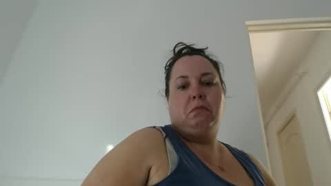 Snapshot of carlaruth chatting on May 15, 4:41 am Carlaruth online show from May 15, 4:41 am