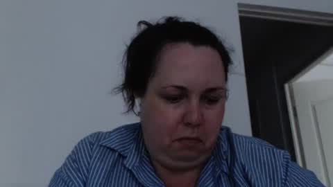 Snapshot of carlaruth chatting on June 19, 3:16 pm Carlaruth online show from June 19, 3:16 pm