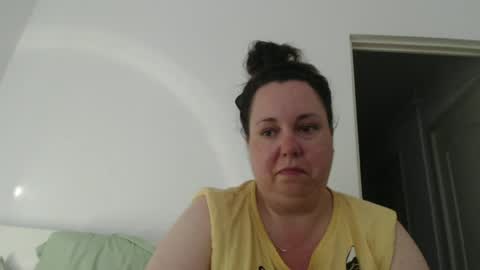 Snapshot of carlaruth chatting on July 2, 4:18 am Carlaruth online show from July 2, 4:18 am