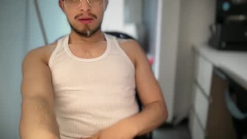 carlcarlinches4 online show from September 20, 2:18 pm