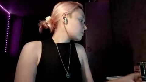 Amy online show from March 12, 3:29 pm