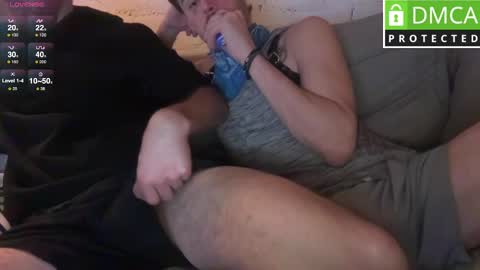 Snapshot of carlhung_69 chatting on December 1, 11:58 pm carlhung 69 hairy friends gay bi online show from December 1, 11:58 pm