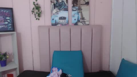 CARLIN GIMENES online show from September 18, 1:02 pm