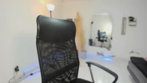 master online show from January 19, 12:31 pm