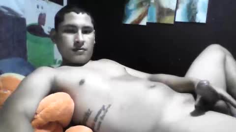 Snapshot of carlos221230807825 chatting on May 18, 7:58 am carlos221230807825 online show from May 18, 7:58 am