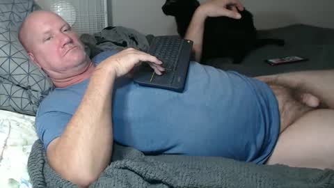 carlos_bangs online show from October 12, 3:55 pm