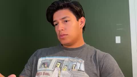 Snapshot of carlosjosecb1 chatting on October 7, 4:37 pm carlos online show from October 7, 4:37 pm