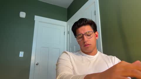 carlos online show from February 3, 4:01 pm