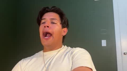 Snapshot of carlosjosecb2 chatting on October 21, 3:46 pm carlosjosecb2 online show from October 21, 3:46 pm