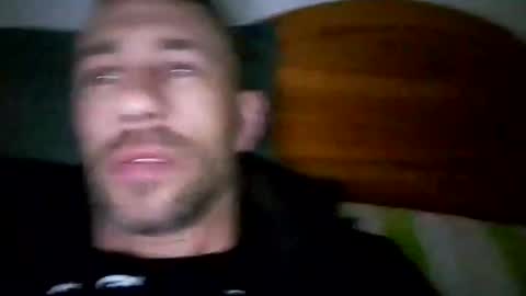 Snapshot of carlosrm440882 chatting on February 18, 12:50 am carlosrm440882 online show from February 18, 12:50 am