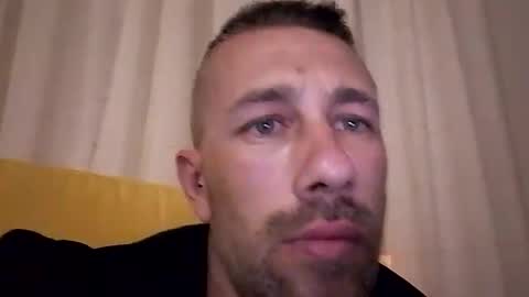 Snapshot of carlosrm440882 chatting on February 22, 7:45 pm carlosrm440882 online show from February 22, 7:45 pm