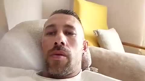 carlosrm440882 online show from March 29, 10:59 am