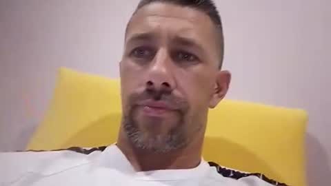 Snapshot of carlosrm440882 chatting on April 30, 9:30 pm carlosrm440882 online show from April 30, 9:30 pm