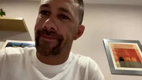Snapshot of carlosrm440882 chatting on May 3, 6:47 pm carlosrm440882 online show from May 3, 6:47 pm