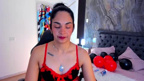 Snapshot of carlota_milf_30 chatting on January 21, 1:43 pm Carlota online show from January 21, 1:43 pm