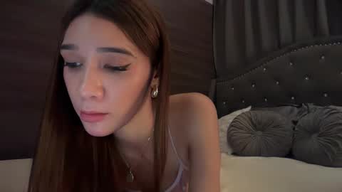 Carlotta online show from November 5, 11:43 am