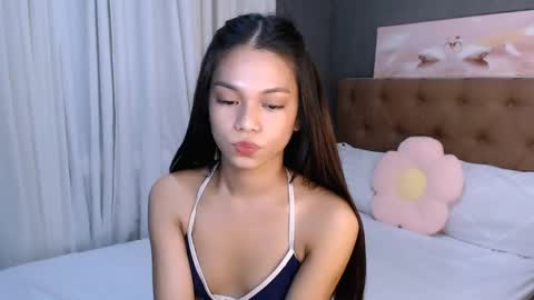 Snapshot of carmella_amethyst chatting on June 8, 3:56 pm CARMELLA online show from June 8, 3:56 pm