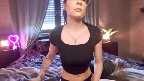 Luci online show from October 27, 7:45 am