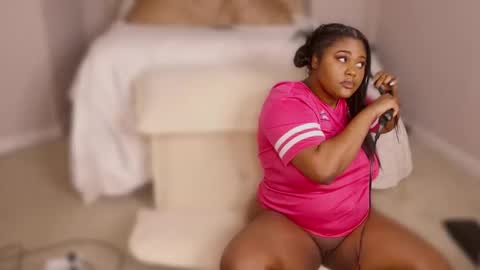 Carmen Cash online show from March 6, 3:03 am