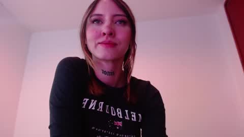 Snapshot of carmennrusso chatting on February 26, 12:05 am carmennrusso online show from February 26, 12:05 am