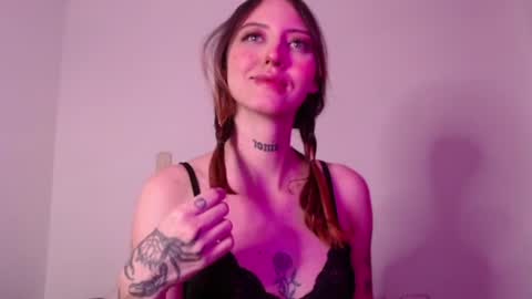 Snapshot of carmennrusso chatting on October 17, 11:40 pm carmennrusso online show from October 17, 11:40 pm