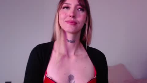 carmennrusso online show from July 27, 4:14 pm