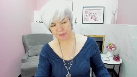 Carmen online show from December 12, 1:32 am