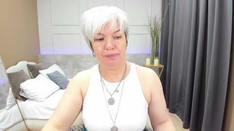 Carmen online show from December 23, 12:25 am