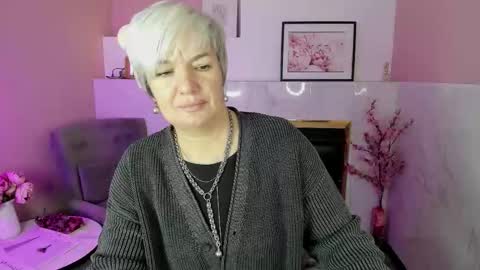 Carmen online show from September 26, 8:57 pm