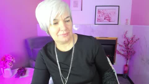 Carmen online show from October 18, 8:53 pm