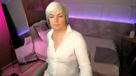 Carmen online show from May 25, 8:53 am