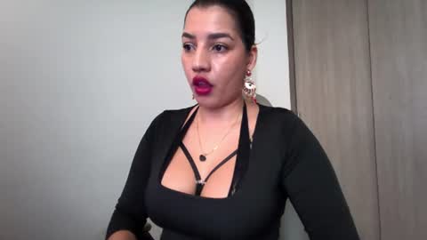 Snapshot of carmesix__ chatting on July 27, 4:58 pm carmesix__ online show from July 27, 4:58 pm