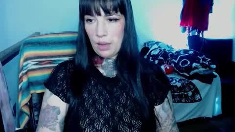 Snapshot of carmillaross chatting on October 7, 1:36 am CARMILLA ROSS online show from October 7, 1:36 am