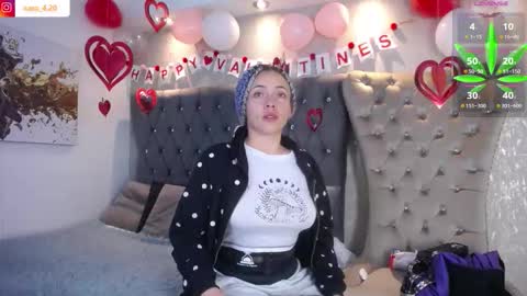 Caro Fisher online show from February 14, 10:45 am