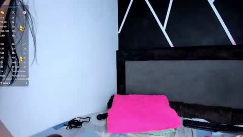 karol online show from April 15, 11:38 pm