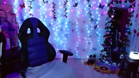 Carolina online show from November 29, 2:47 am