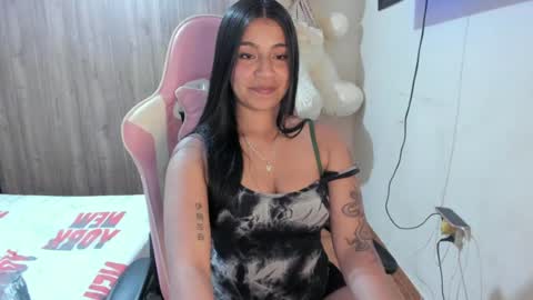 Snapshot of carol_gomez73 chatting on July 28, 6:53 am carol gomez73 online show from July 28, 6:53 am