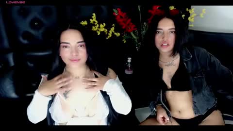 Carolaine01 online show from March 5, 11:16 pm