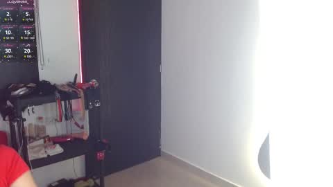 Caroline online show from March 5, 2:23 pm