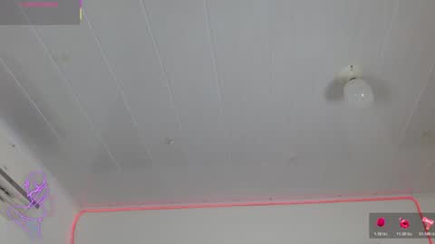 Snapshot of carolaine69_ chatting on June 20, 1:36 pm Caroline online show from June 20, 1:36 pm