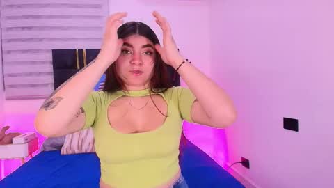 carola online show from February 26, 3:05 am