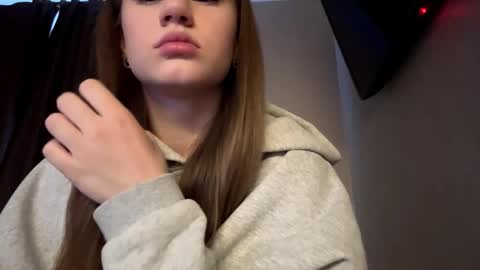 Snapshot of carolecronan chatting on January 7, 8:39 am Lisa online show from January 7, 8:39 am