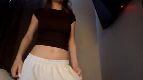 Snapshot of carolecronan chatting on January 9, 8:28 am Lisa online show from January 9, 8:28 am