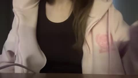 Snapshot of carolecronan chatting on February 24, 6:11 am Lisa online show from February 24, 6:11 am