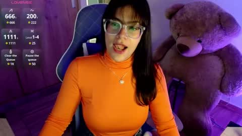 Carol online show from March 5, 3:29 pm