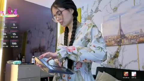 CAROLINA  online show from May 26, 10:39 pm