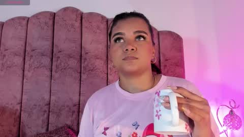 carolina_evannss online show from December 21, 3:46 am