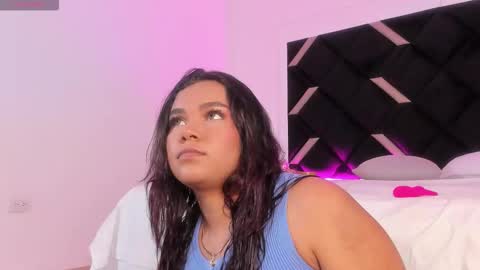 carolina_evannss online show from March 24, 3:55 am