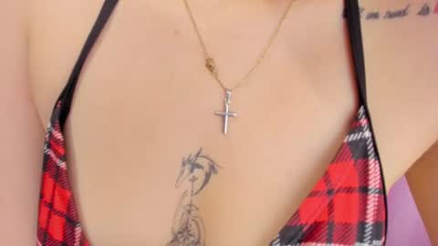 Carolina  online show from March 14, 8:36 pm